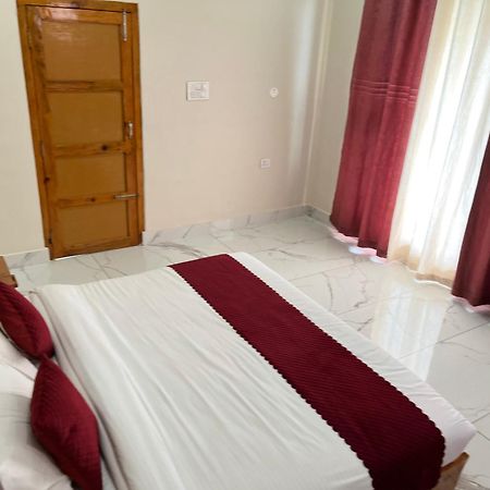 Himalayan Hill Top Resort Kanatal Εξωτερικό φωτογραφία