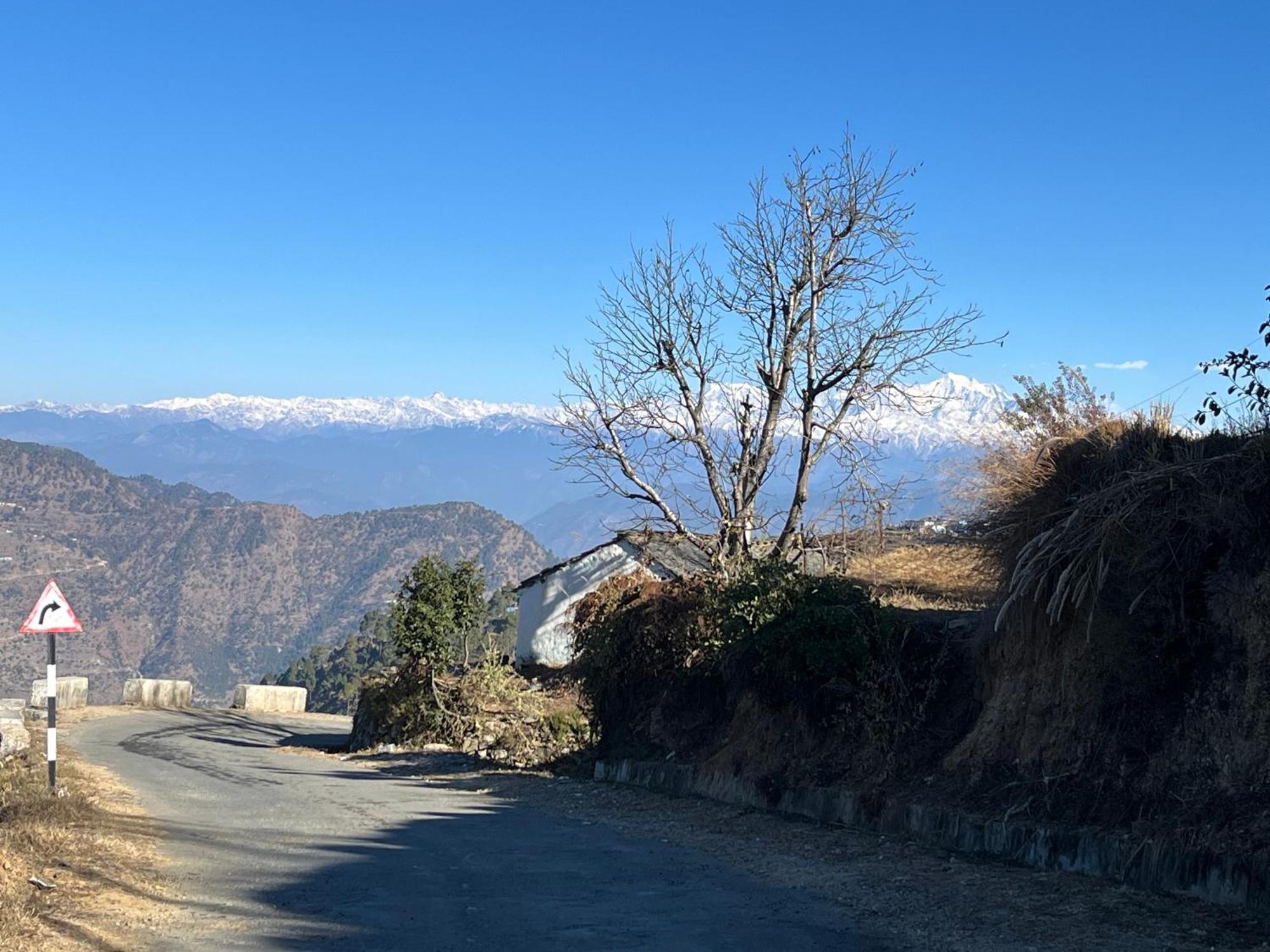 Himalayan Hill Top Resort Kanatal Εξωτερικό φωτογραφία